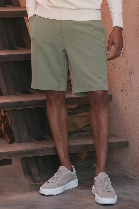 CORE SHORTS - OLIVE